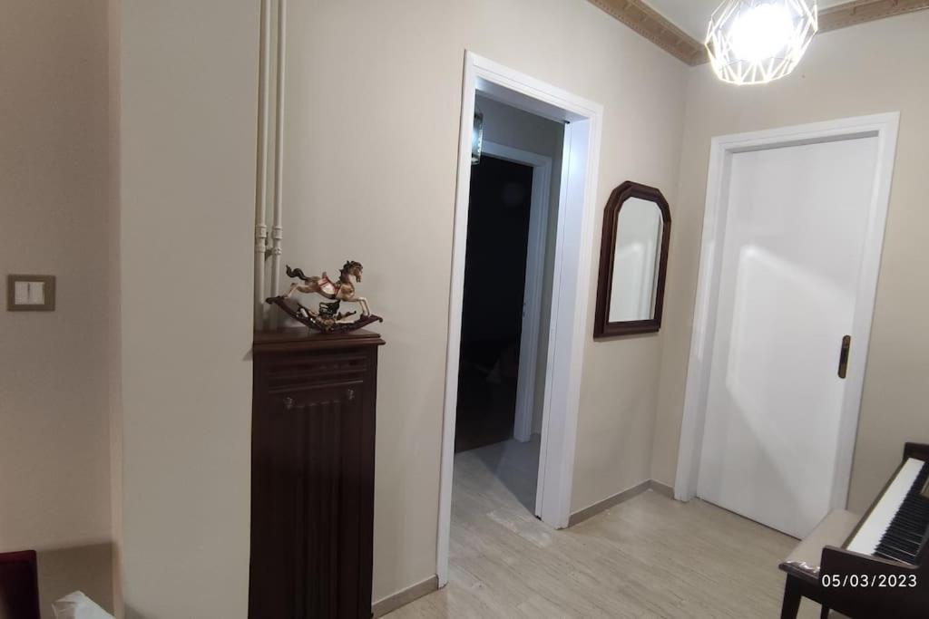 Sq Varnava Appartment أثينا المظهر الخارجي الصورة