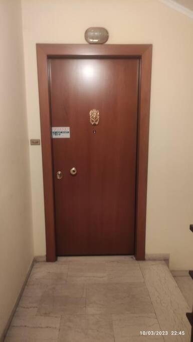 Sq Varnava Appartment أثينا المظهر الخارجي الصورة